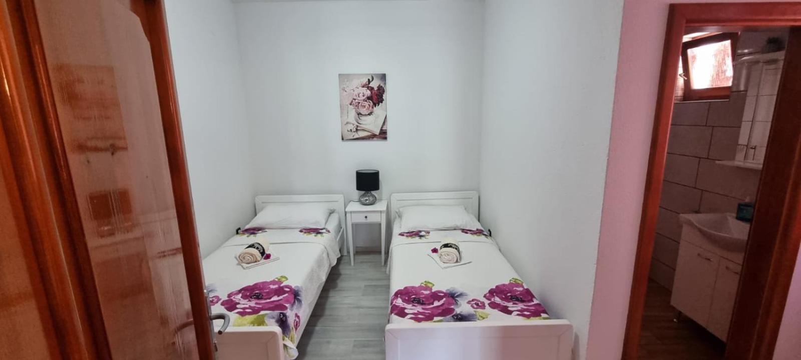 Apartman Rabatin Sveti Filip i Jakov Buitenkant foto