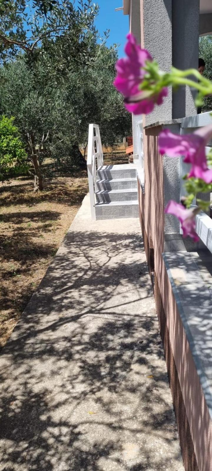 Apartman Rabatin Sveti Filip i Jakov Buitenkant foto